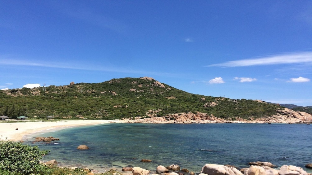 Beautiful view of the waters of Nha Trang 