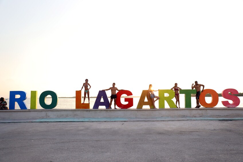 Full-Day Las Coloradas & Rio Lagartos Tour