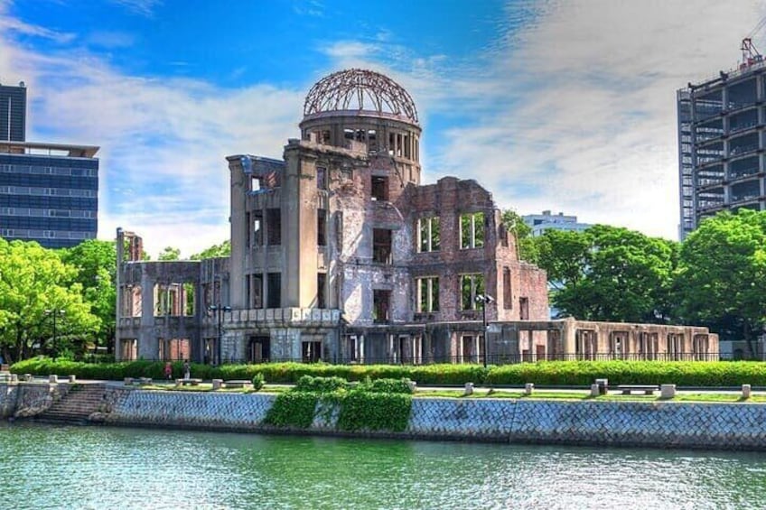 Hiroshima City Half-day Private Tour with Government Licensed Guide