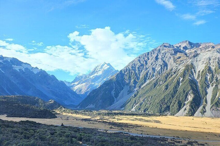 Mt Cook and Tekapo Small Group Day Tour From Christchurch