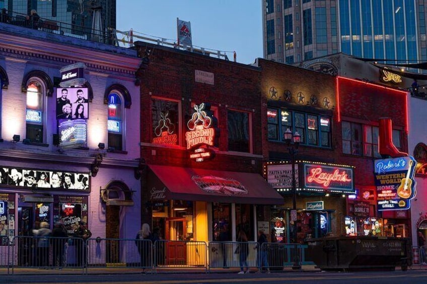 Nashville Pub Crawl: Slashville Horrors