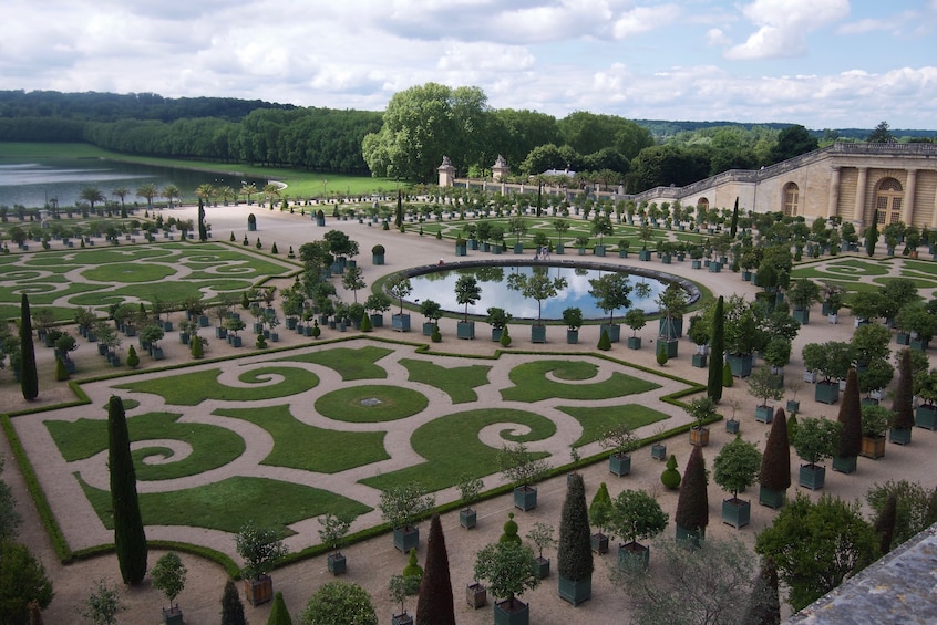 Spectacular gardens in Versailles