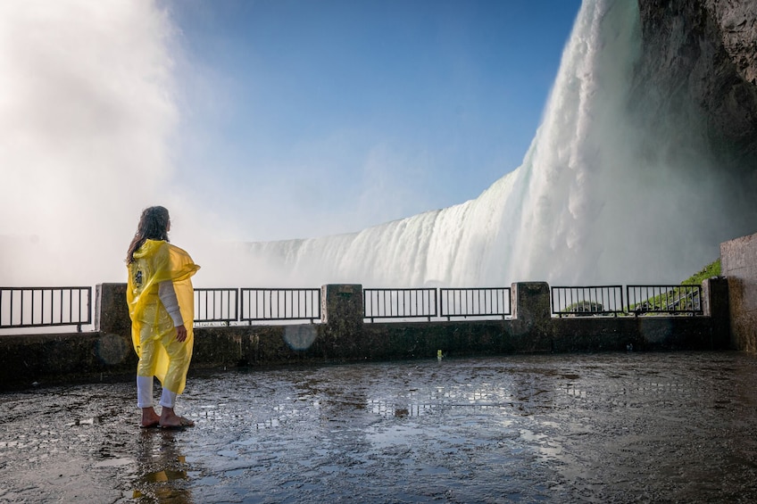 Niagara Falls: First Boat Cruise & Journey Behind the Falls