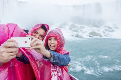 Niagara Falls: Første bådtur og rejse bag vandfaldene