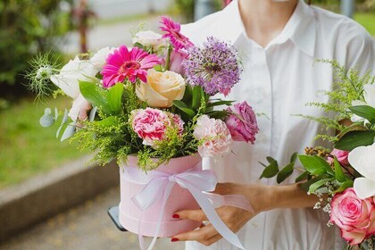 Flower workshop classes for adults and children