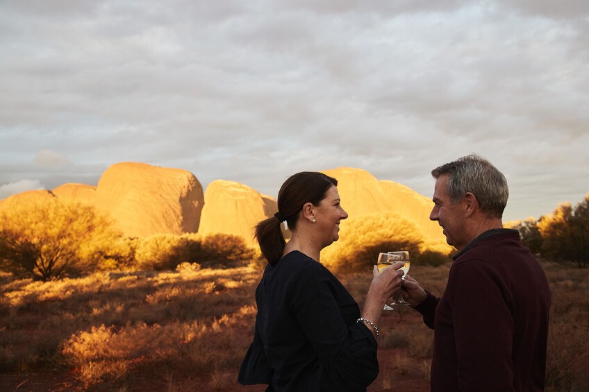 4 Tour Uluru Combo with Kata Tjuta Sacred Sights and Sunsets