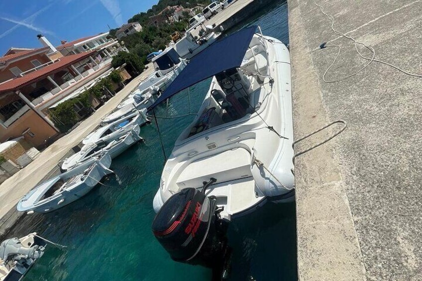 Private speedboat tour Long Island, Sakarun beach, Golubinka Cave