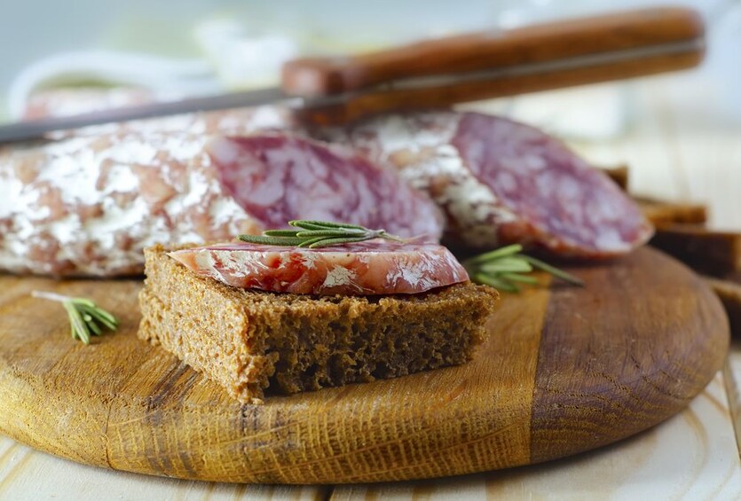 Traditional Home Cooking Experience in a Villa from Lucca