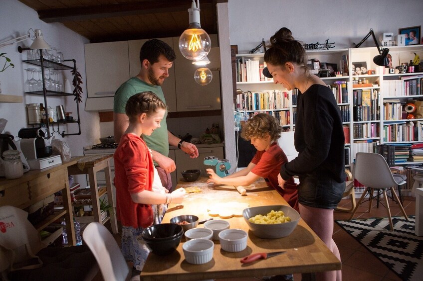 Traditional Home Cooking Experience in a Villa from Lucca