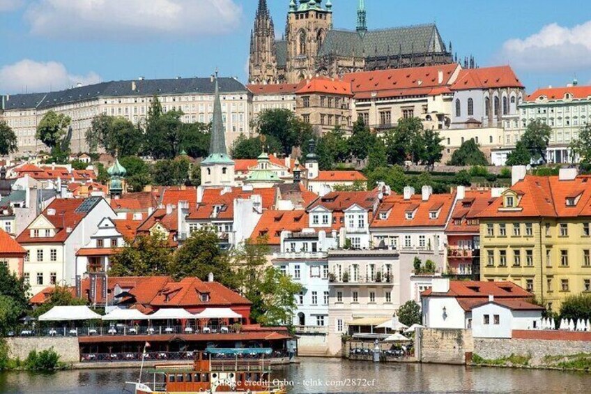 Private Prague Castle Tour and Lobkowicz Palace Tickets