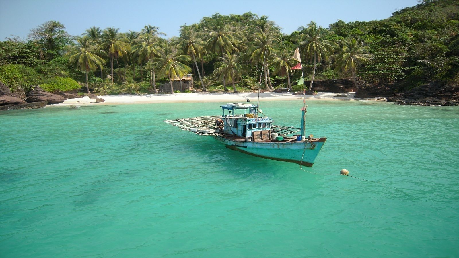 sunny boat trip phu quoc