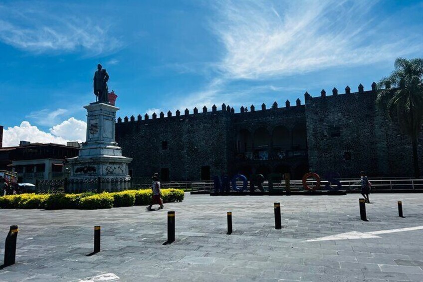 Colonial Magic: Private Tour to Cuernavaca and Taxco from CDMX