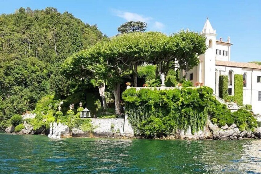 Villa del Balbianello by boat from