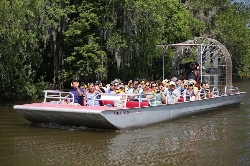 Airboat Adventures: Airboat Swamp Tour
