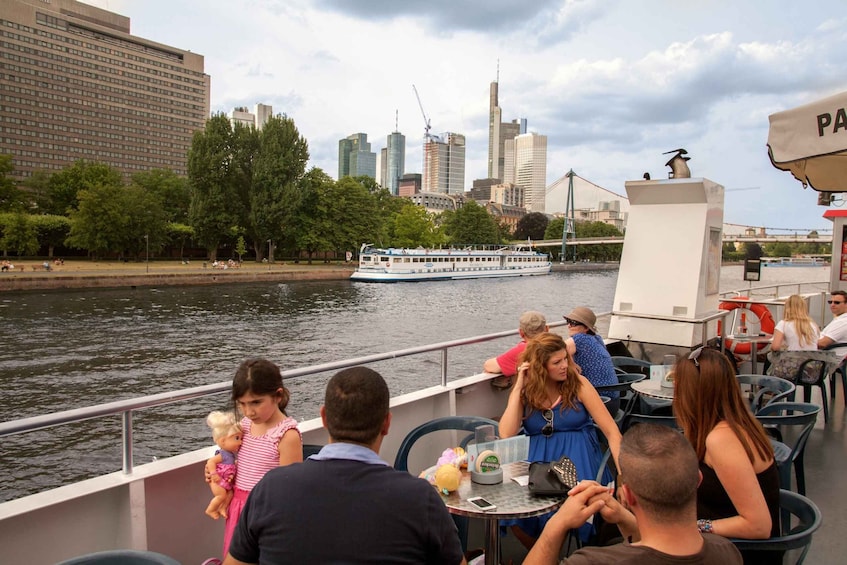 Picture 8 for Activity 1-Hour Panorama Boat Cruise Through Frankfurt am Main