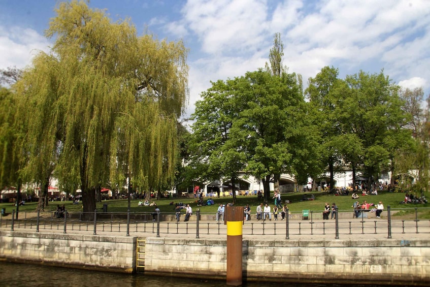 Picture 9 for Activity Berlin Combo Package: City Tour & Spree Boat Tour