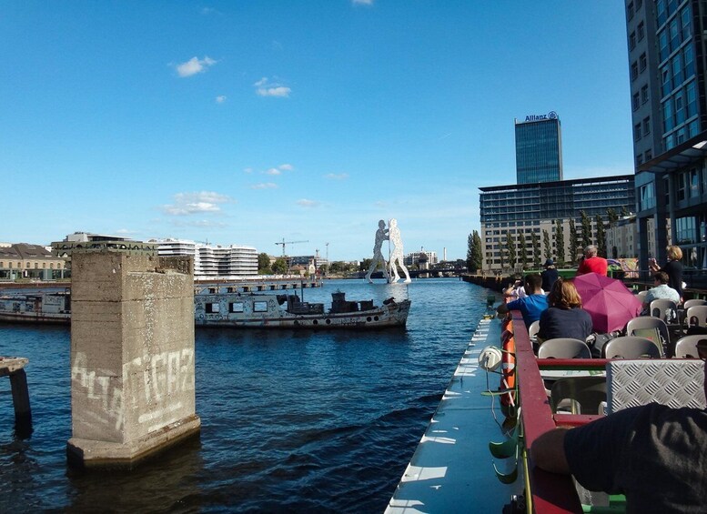 Picture 15 for Activity Berlin: 2.5-Hour East Side Boat Cruise with Commentary