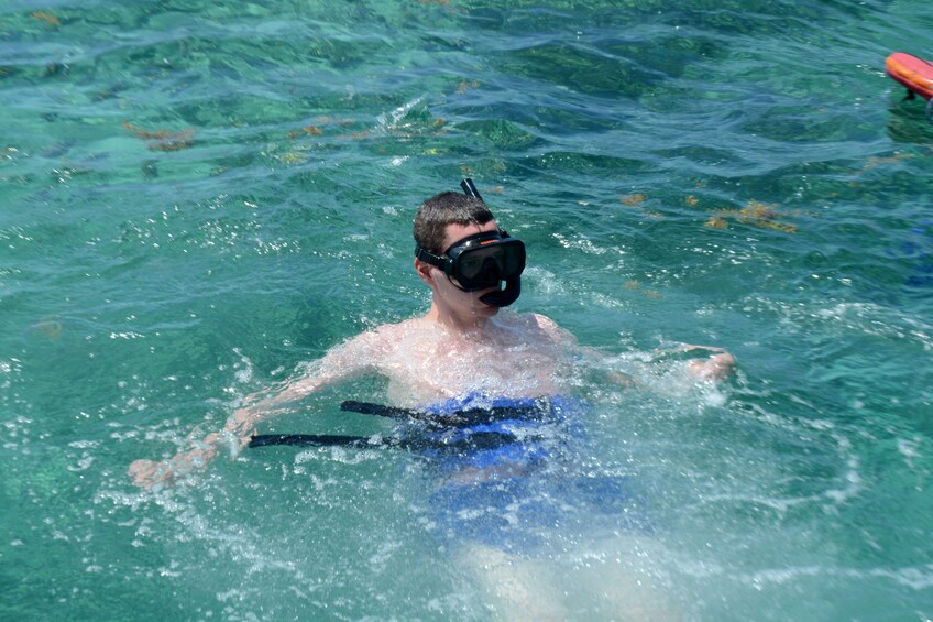 Snorkeling man in the Caribbean