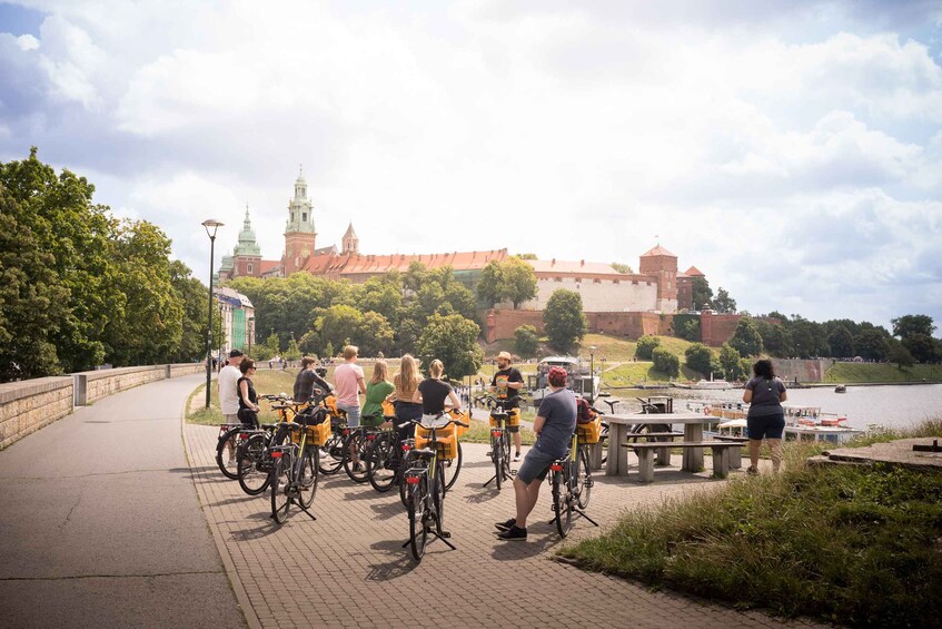 Krakow: Bike Tour of Old Town, Jewish Quarter and the Ghetto