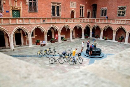 Krakow: Bike Tour of Old Town, Jewish Quarter and the Ghetto