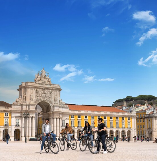 Lisbon 360: Bike, Walk & Boat Morning Tours