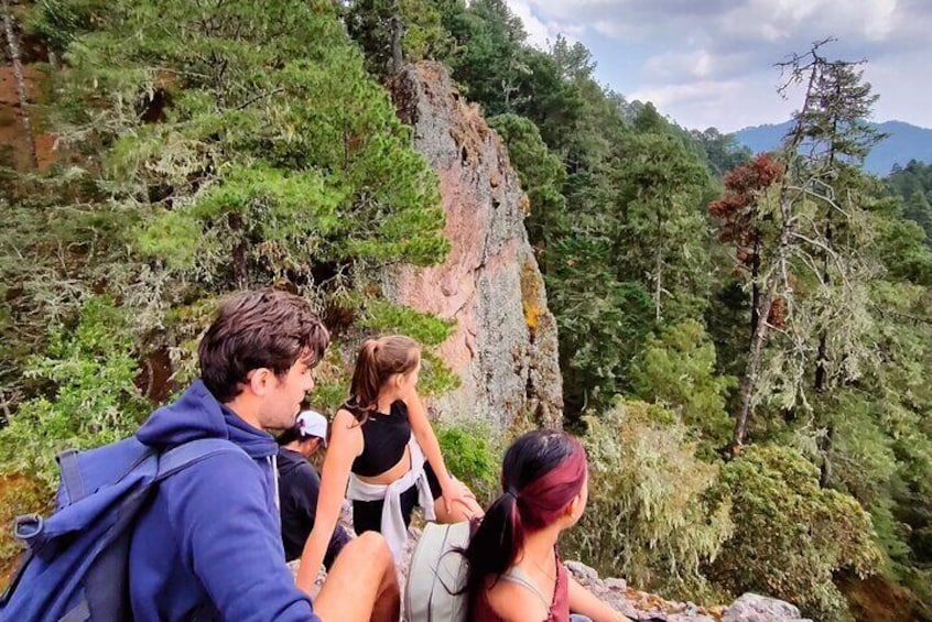 Guided Hiking in Pueblos Mancomunados on Sierra Norte 