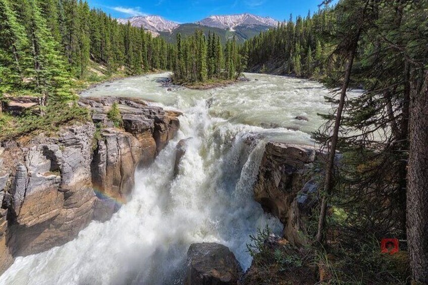 Self-Guided Audio Driving Tour in Icefields Parkway