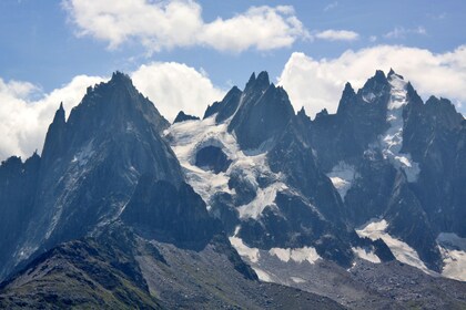 Chamonix et le Mont Blanc depuis Genève