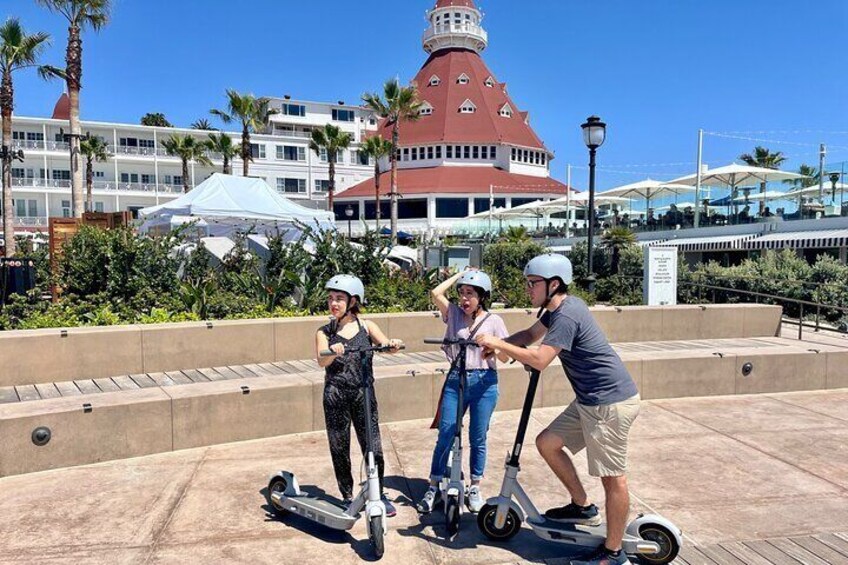 Explore Coronado Island by E-Scooter with Photos Included