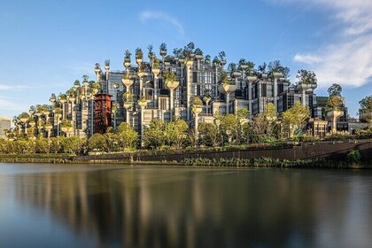 Private Shanghai Walking Tour:Shikumen,Jade Buddha,M50,1000 TREES