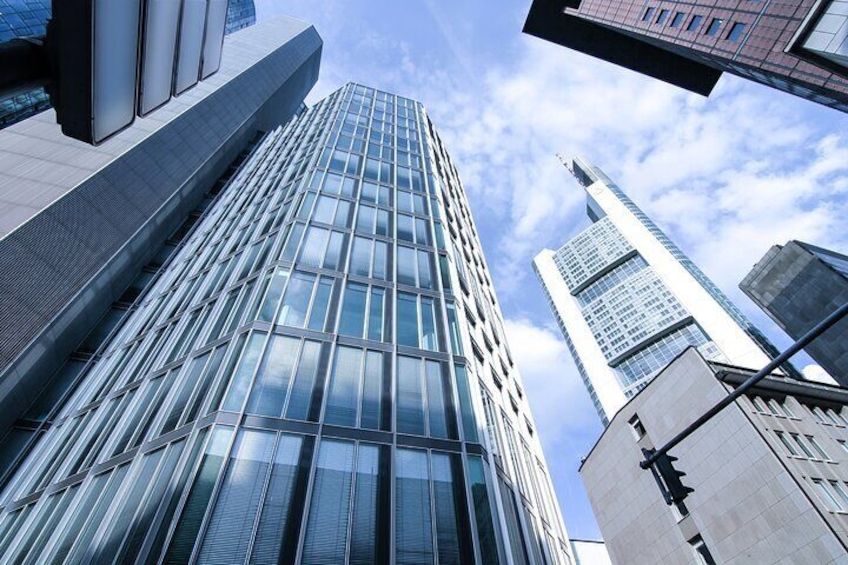 Frankfurt: Skip-the-line Main Tower and Old Town Sightseeing