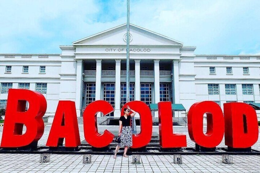 Bacolod City Tour with The Ruins