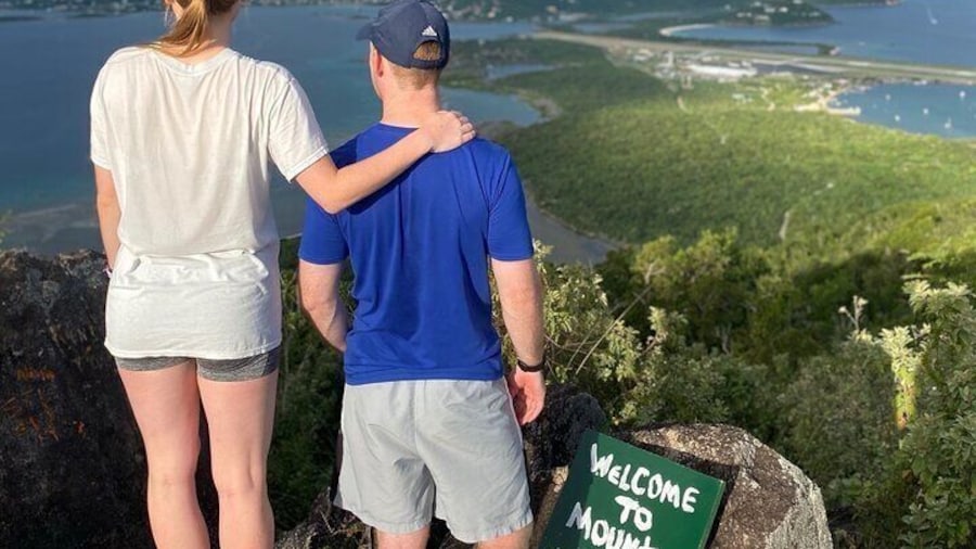 Private Hiking Tour in British Virgin Island with the Best 360 View