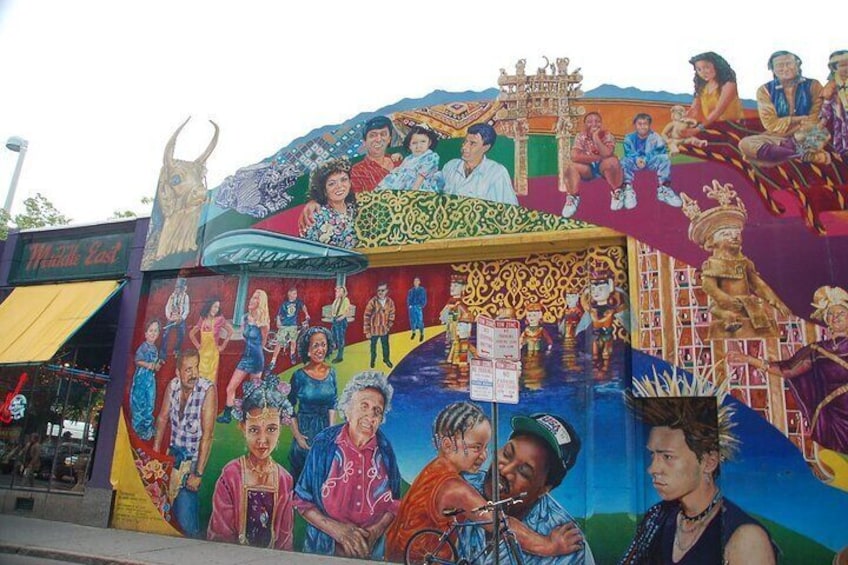 Central Square Cambridge Food and Mural Arts Guided Walking Tour