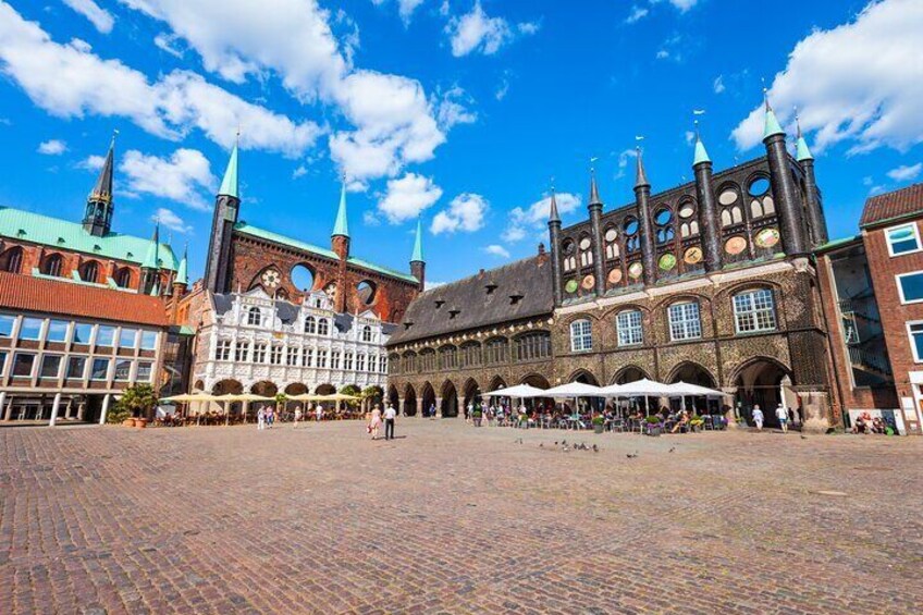 Private German Beer Tasting Tour in Lubeck Old Town