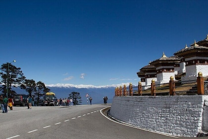 10-Day In-Depth Cultural Tour in Bhutan with Samtengang Trek