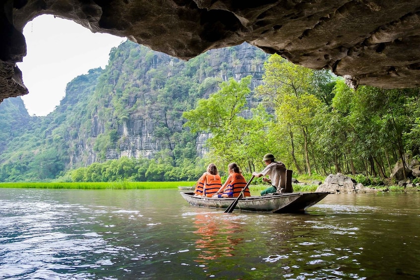 Picture 4 for Activity Day Trip: Hoa Lu, Trang An, Mua Cave with Transfer