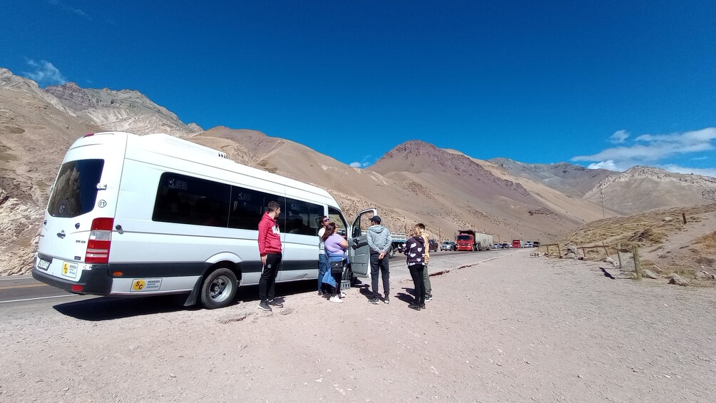 High Mountain Sightseeing Tour in Mendoza