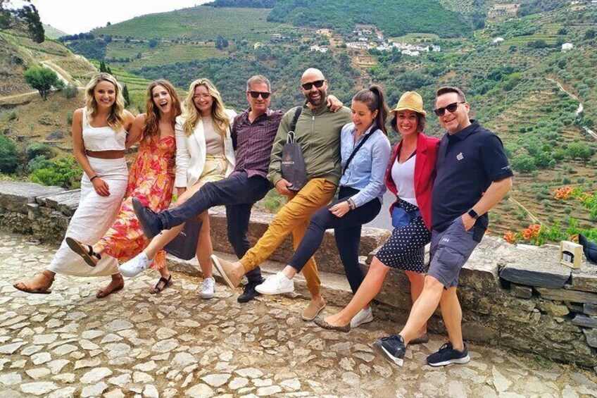 Douro Valley Prime Tour: Wine Tasting, Boat and Lunch from Porto