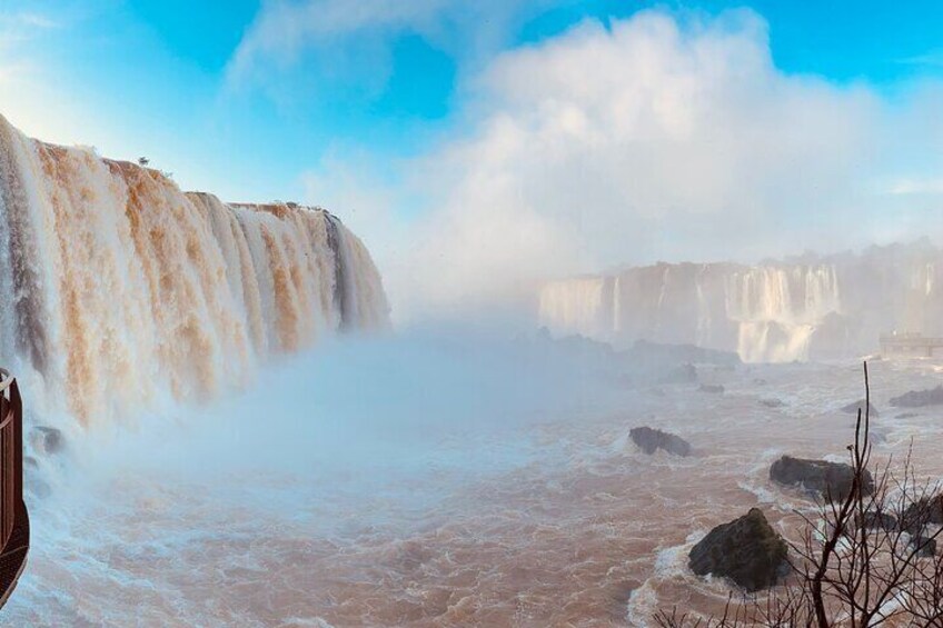 Private Transfer Iguaçu Waterfalls + Ticket + Helicopter Flight
