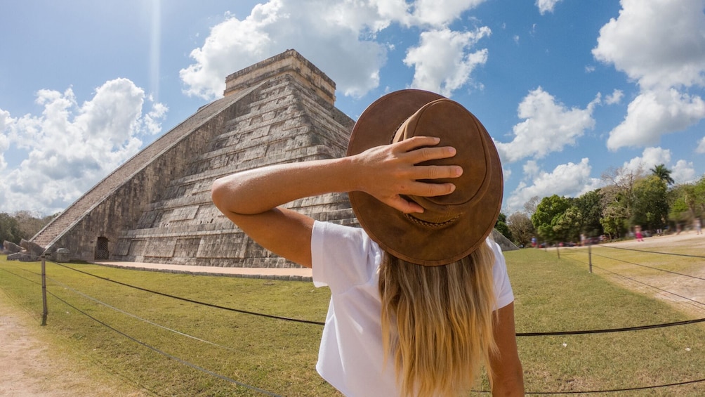 Private Chichen Itza, Cenote & Valladolid All Inclusive Tour