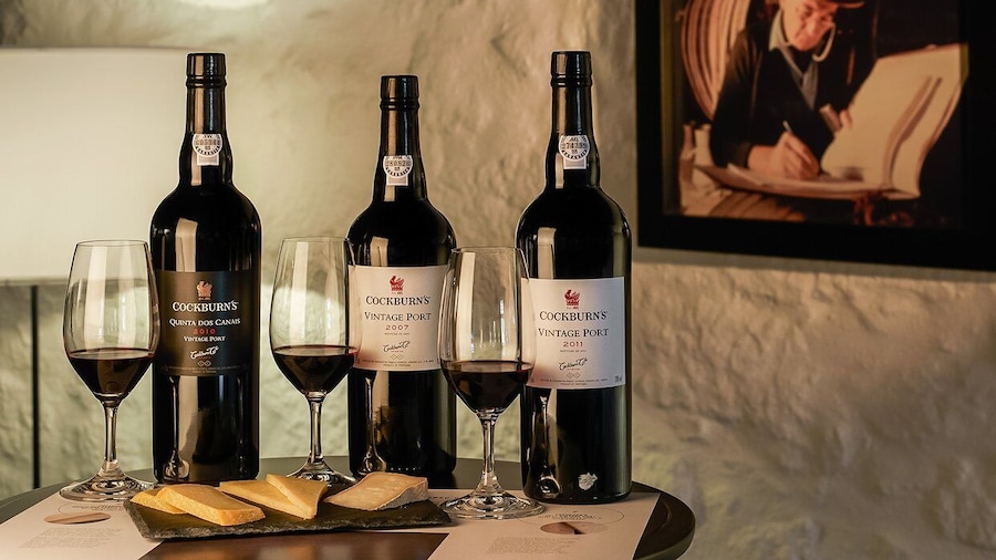 Porto: Cockburn’s Port Lodge Tour and Tasting