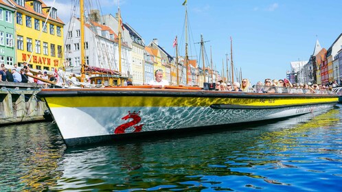 Copenhague : Billet de bus touristique de 48 heures, excursion en bateau de...