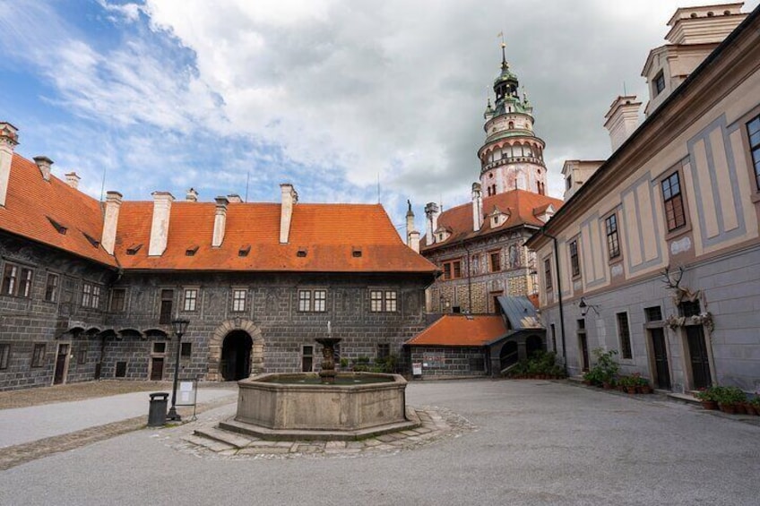 Full-Day Trip to Ceský Krumlov from Prague with Child free 