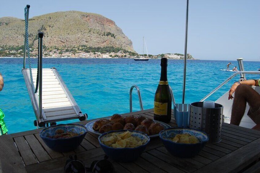 Private Day on Marine Reserves with Lunch from Palermo
