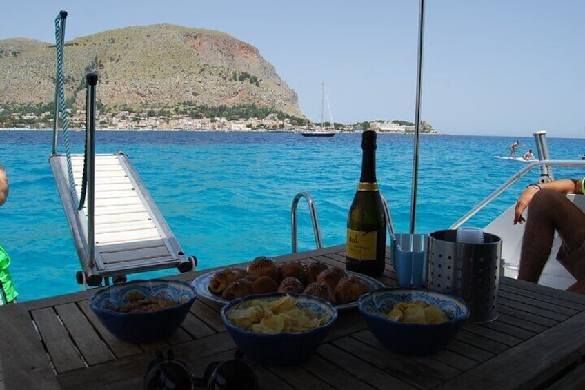 Private Day on Marine Reserves with Lunch from Palermo