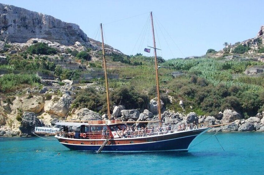 Fernandes cruise to Blue Lagoon in Comino and Gozo