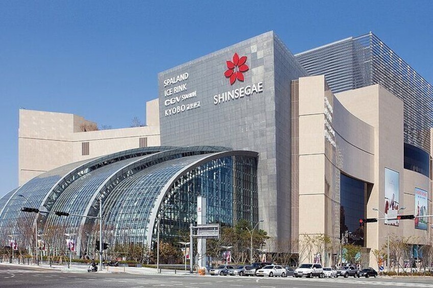 Shinsegae world largest department