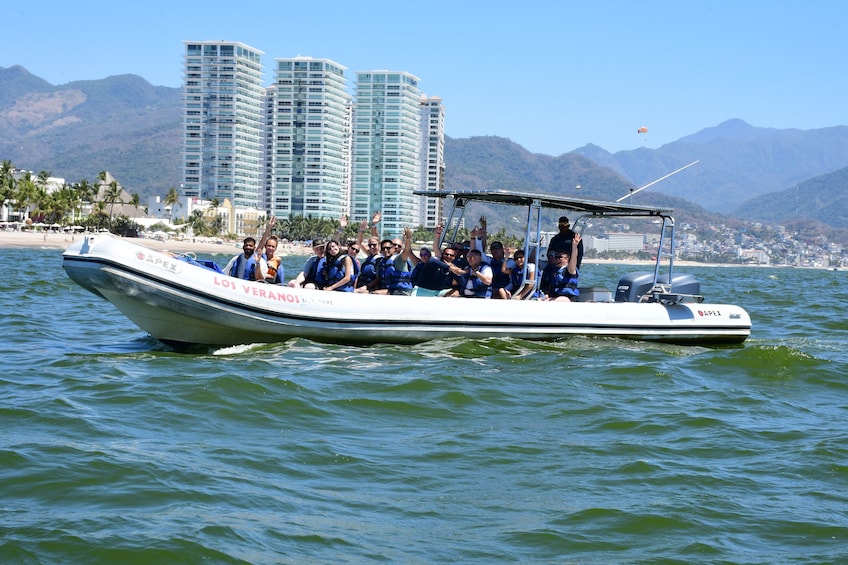 Puerto Vallarta: Half-Day Speedboat Tour with Snorkeling