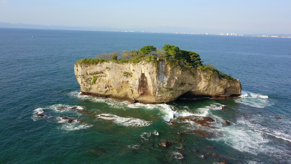 Puerto Vallarta: Half-Day Speedboat Tour with Snorkeling